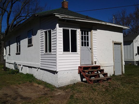 2nd image of 145 Spruce Ave