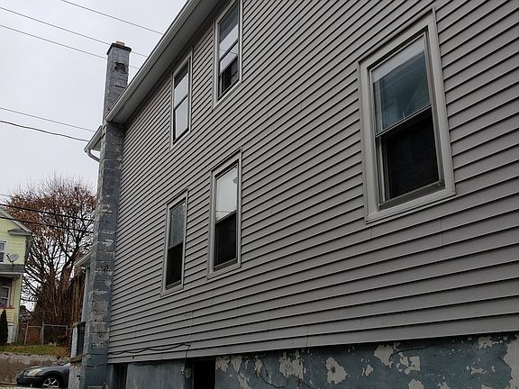 5th image of 168 Hillside Ave