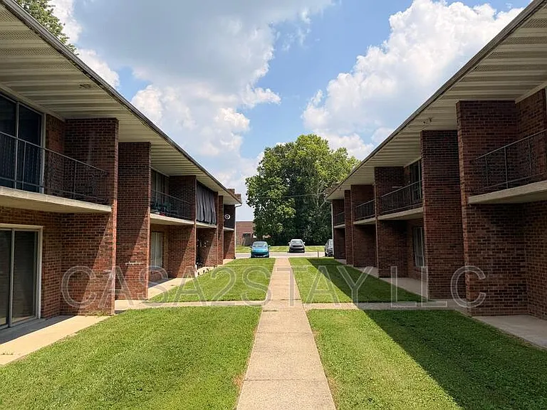 5104 Malibu Ct #21 — Photo 10