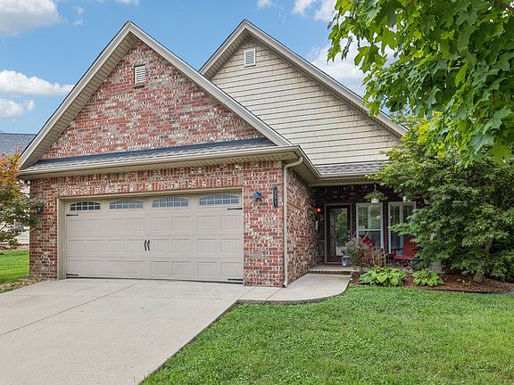 3rd image of 231 Dobson Branch Ct