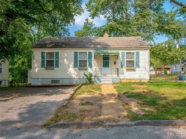 13 Jonell Ct, Saint Louis, MO 63114