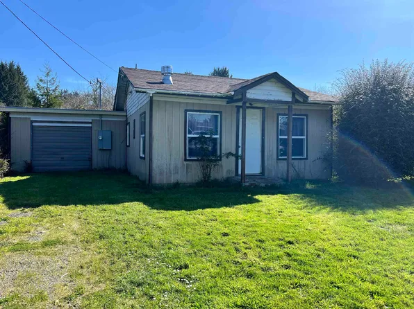 115 Temple St, Crescent City, CA 95531