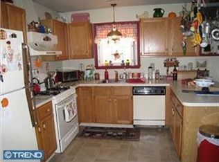 216 Foxboro Dr, Glassboro, NJ 08028