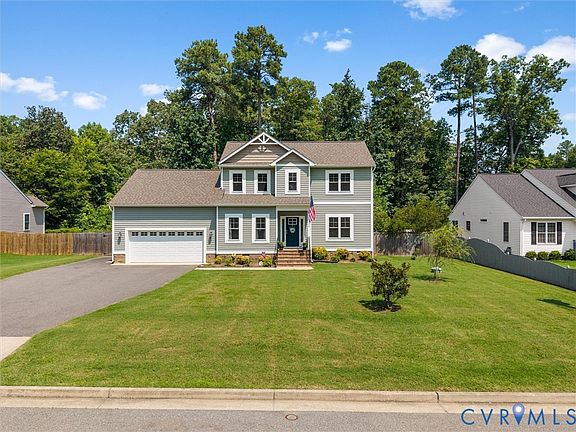2nd image of 904 Francis Rd