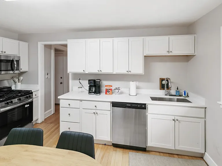 235 North Ave #2 — Photo 8