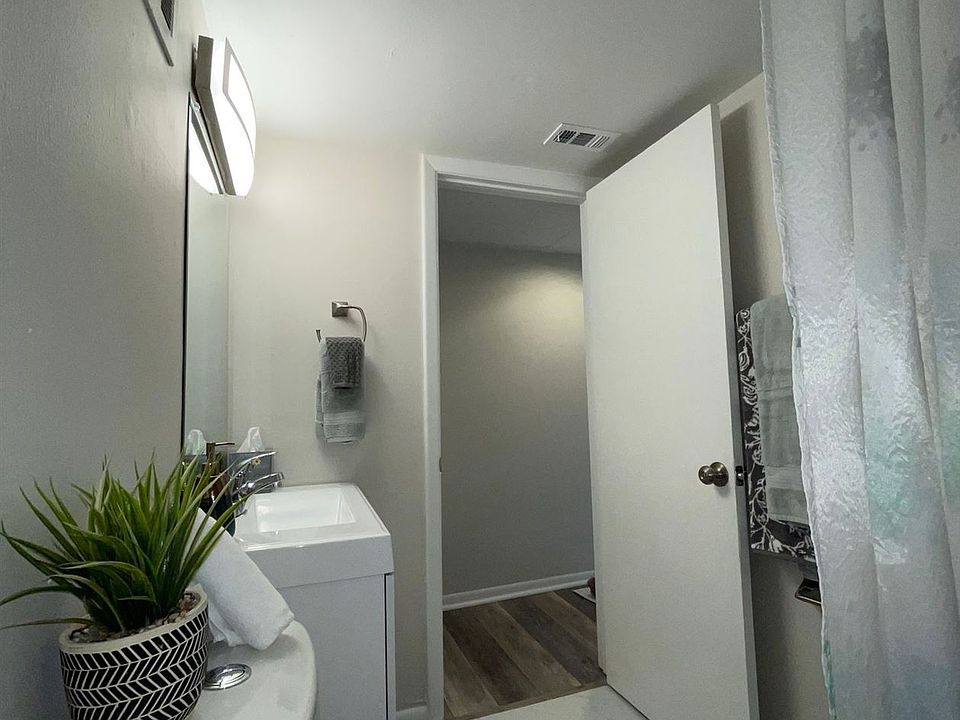 1st image of 629 E Church St #G