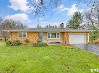 8617 W Johnson Farm Rd, Peoria, IL 61607