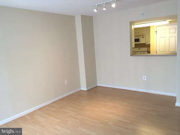 11710 Old Georgetown Rd #1024 — Photo 18