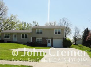 3182 Barry St, Hudsonville, MI 49426