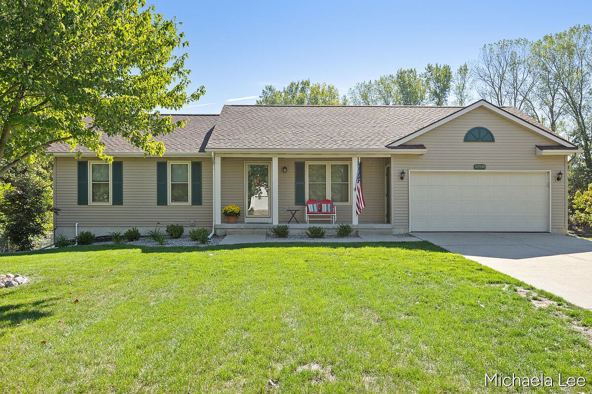 10940 Gayle Ln, Allendale, MI 49401 | Zillow