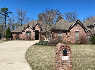123 Marseille Dr, Maumelle, AR 72113