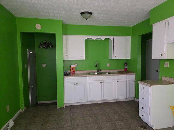 3rd image of 3355 E Deshler Ave