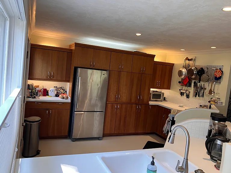 535 SW Walnut St — Photo 2