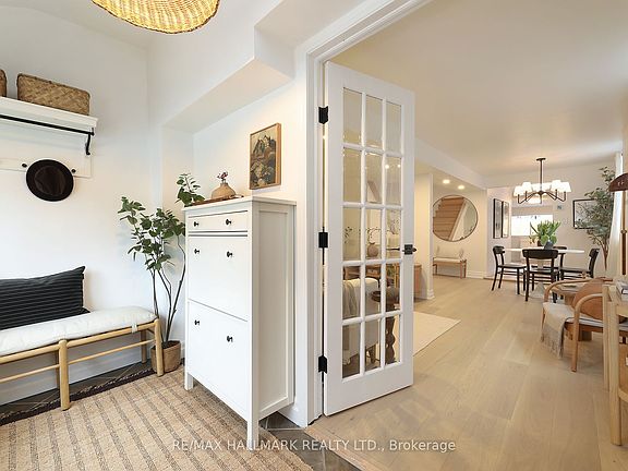 3rd image of 53 Craven Rd