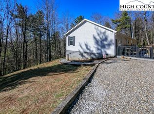 1011 Patton Ridge Rd, Deep Gap, NC 28618