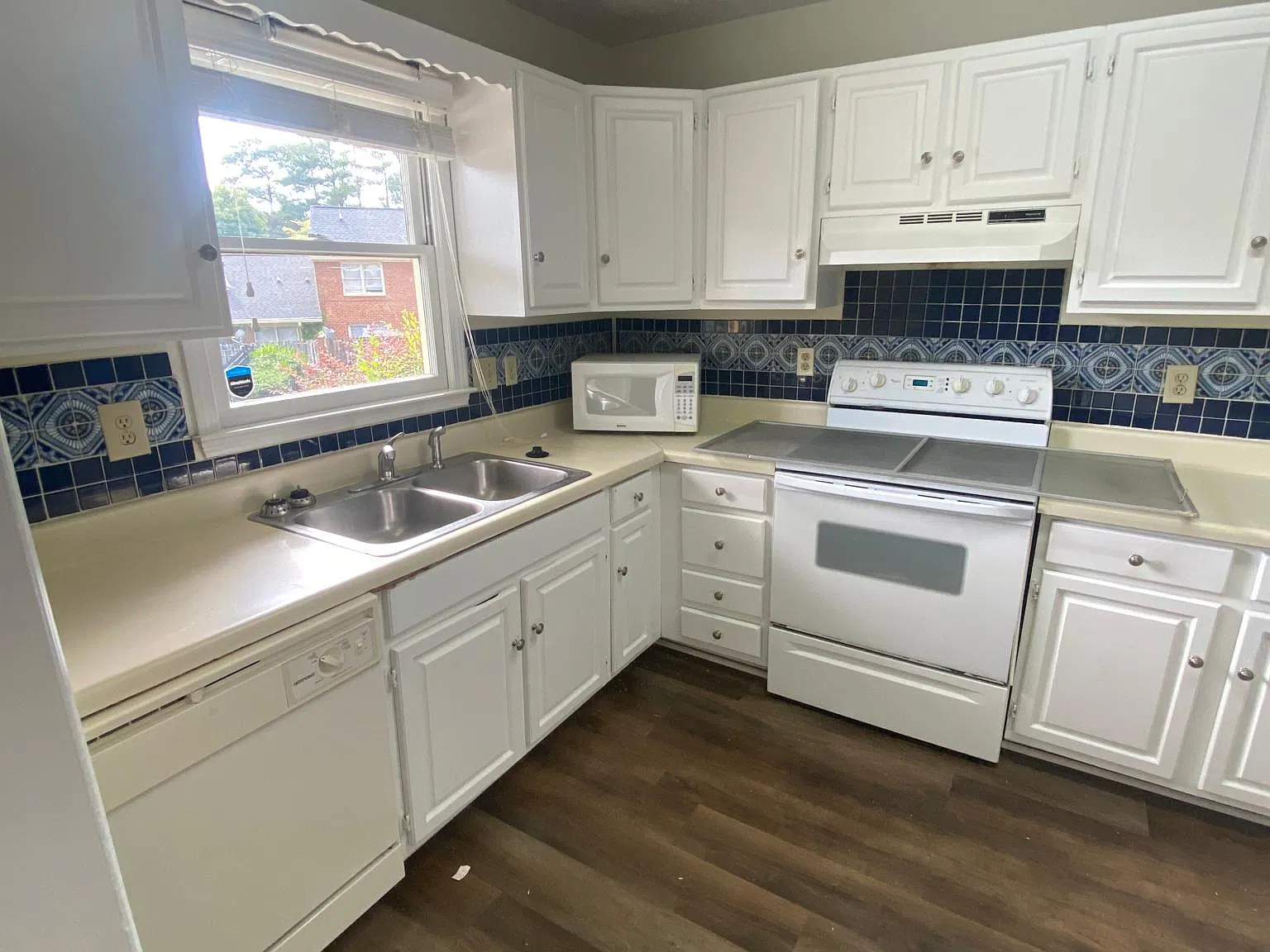 2 bed, 1290 sqft, $1,600 — Photo 3