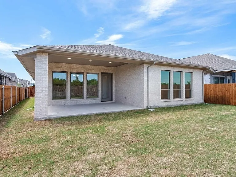 2625 Fargo Pl — Photo 16