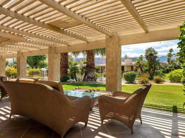 5 Stanford Dr, Rancho Mirage, CA 92270