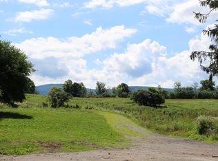 1382 Cold Spring Rd, Williamstown, MA 01267