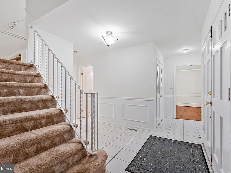 1171 Foxhound Ct — Photo 9