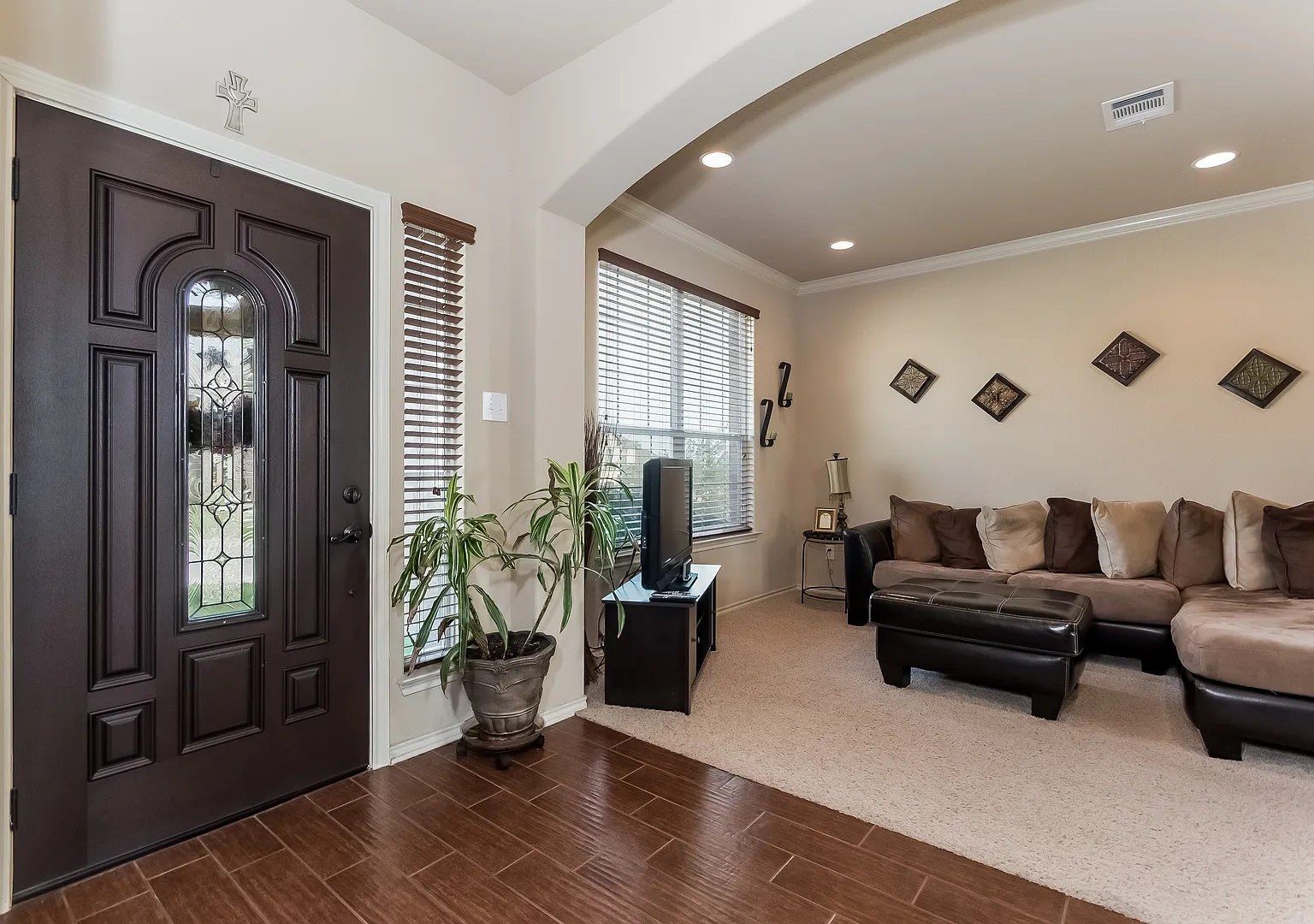 5BR/4 Bath Home in Bulverde Village — Photo 3