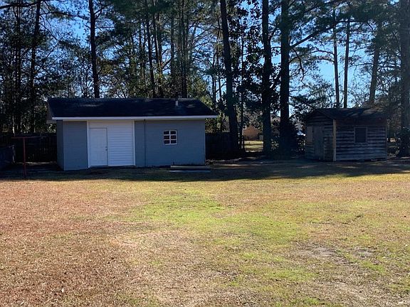 3rd image of 1205 Bostian Dr
