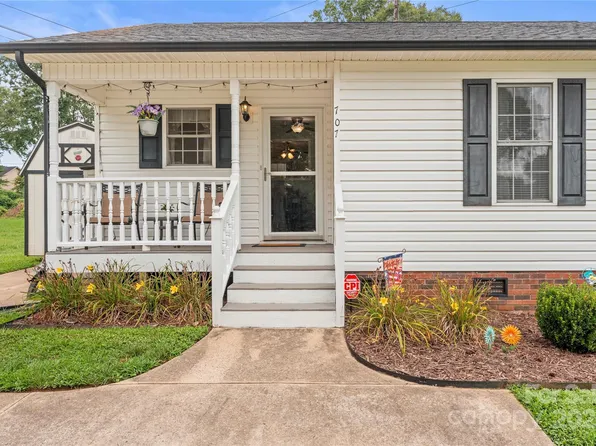 707 Battleground Rd, Lincolnton, NC 28092