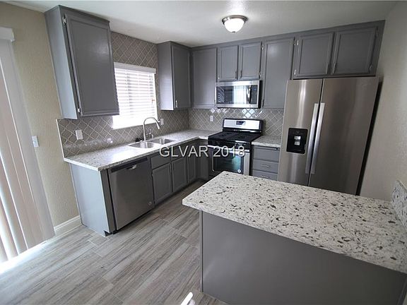 5th image of 1748 La Cruz Dr