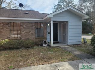 1 Harpoon Ct, Savannah, GA 31410