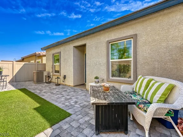 4352 Meadow Glade Ave, North Las Vegas, NV 89084