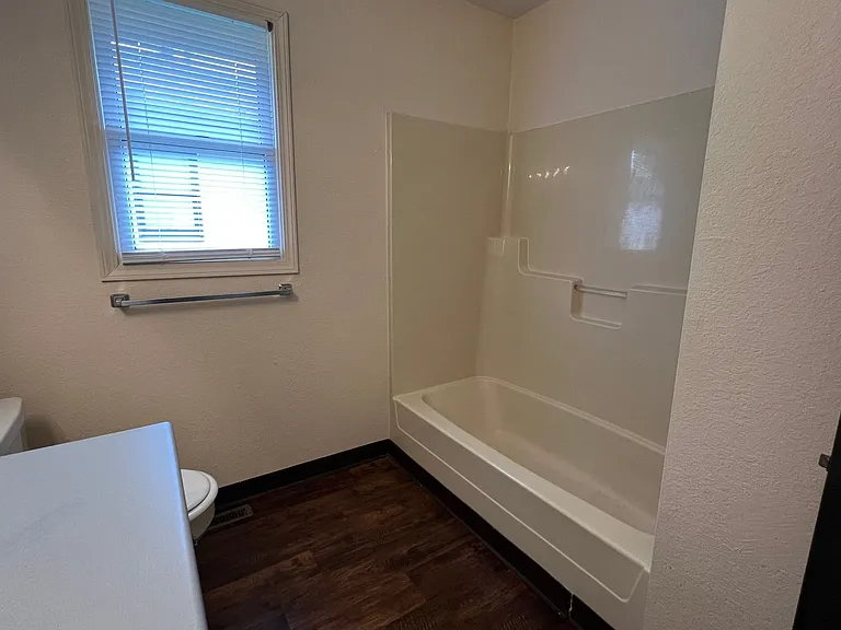3361A S Clifton Ave — Photo 8