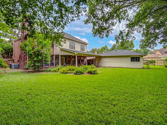 4th image of 22122 Bay Spring Dr