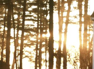 28 Calvin St, Ayer, MA 01432