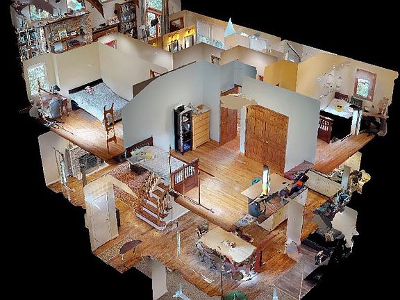 2nd image of 8 Vanderbilt Dr