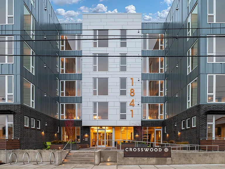 Crosswood | Exterior