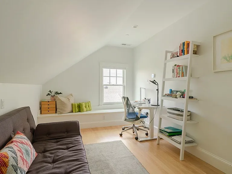 36 Laurel St #1 — Photo 25