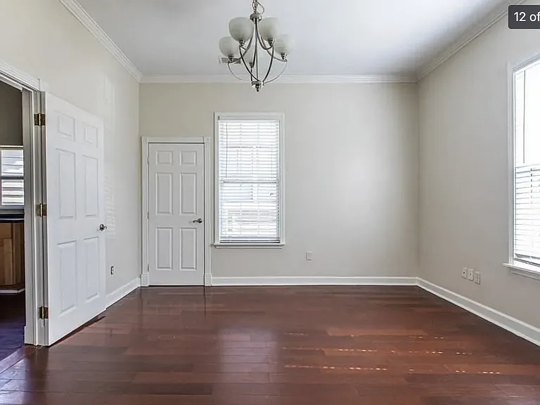 Dining Room (or) 4th Bathroom