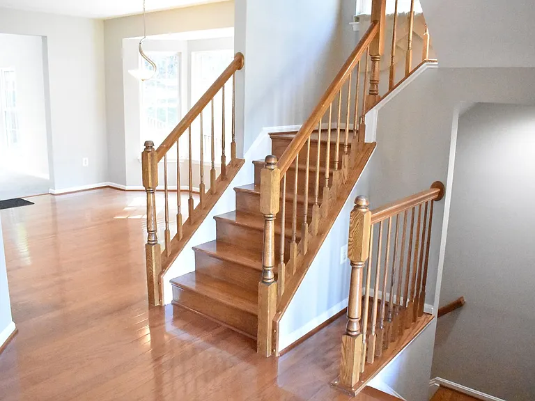 711 Galway Ln — Photo 16