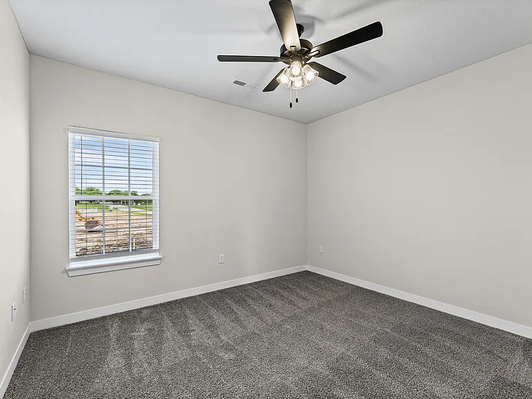 602 Spruce St — Photo 14