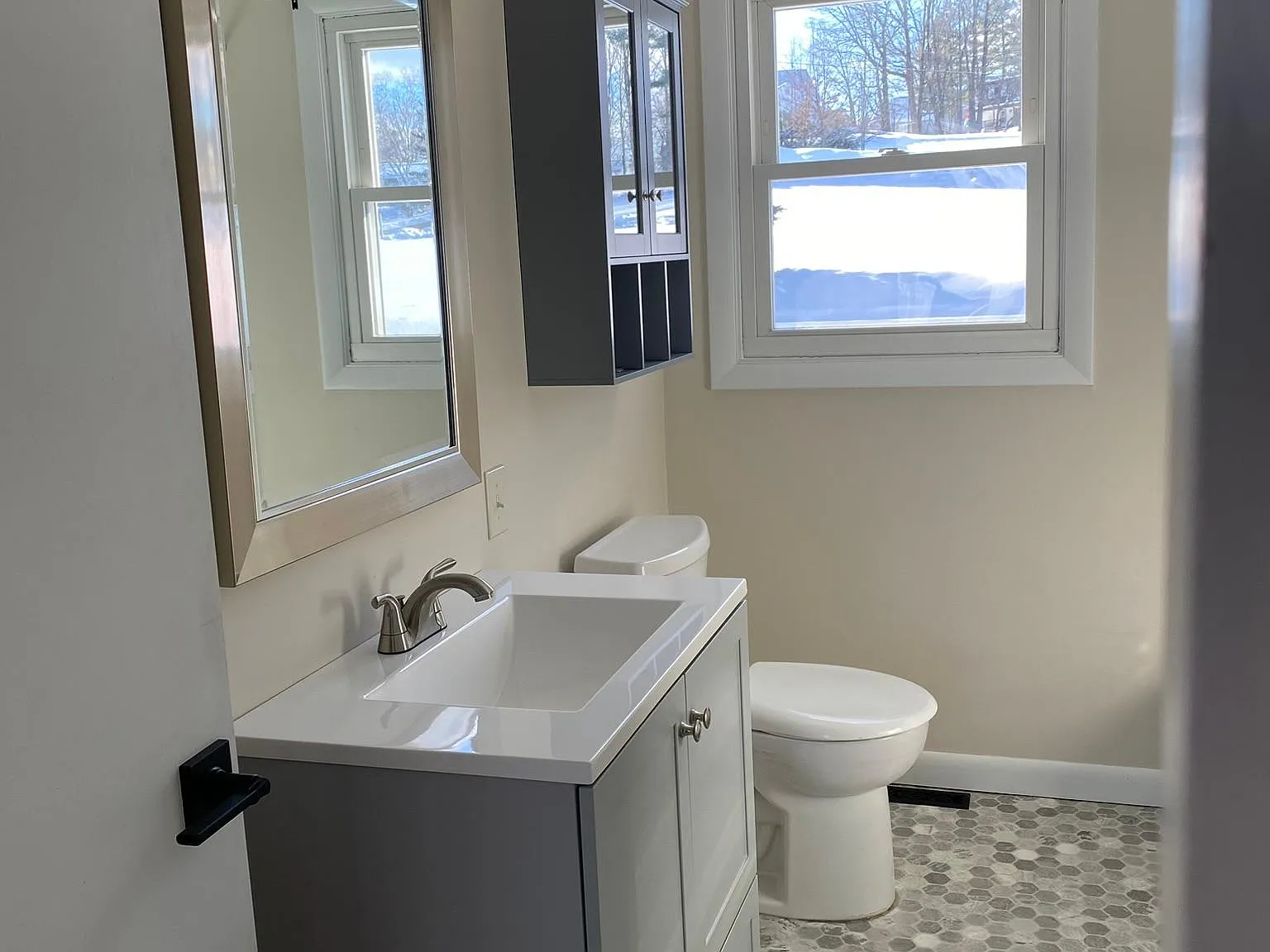 2 bed, 802 sqft, $2,000 — Photo 4