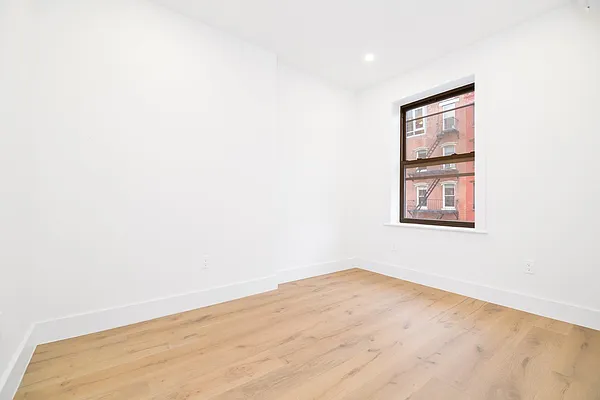 Rented by REAL New York | media 14