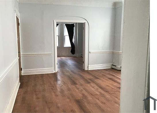 2nd image of 23 S 17th St APT 1
