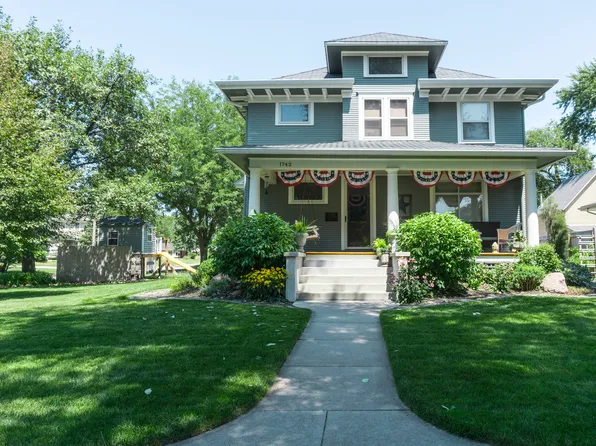 1742 Clay St, Ashland, NE 68003