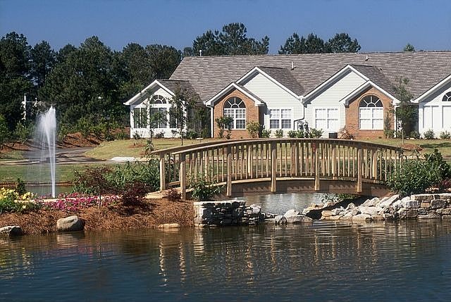 1st image of 5300 Crumpacker Dr