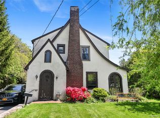 365 Old Mamaroneck Road, White Plains, NY 10605