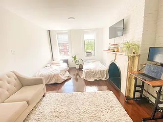 Rented by MOTION New York