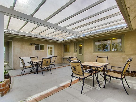 4th image of 785 Wakefield Ct
