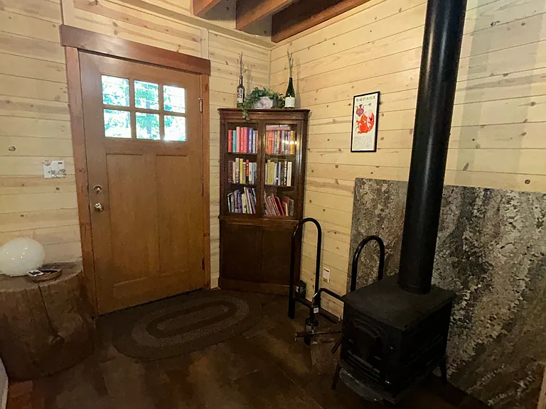 212 Forest St #1 — Photo 2