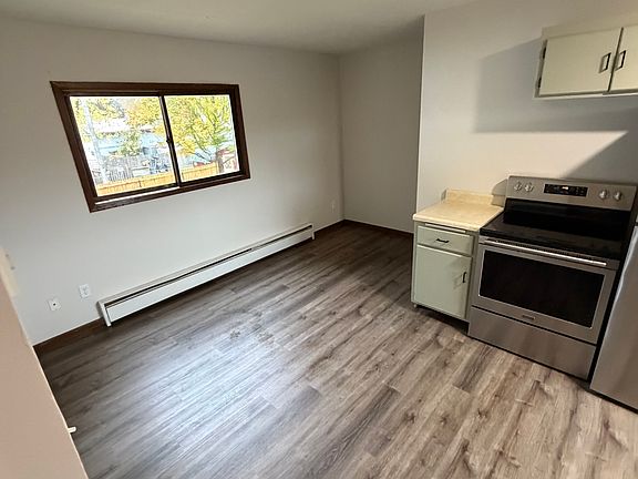 5th image of 107 Main St NW #2