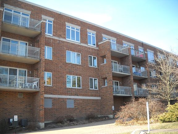 2nd image of 515 Main St APT 308